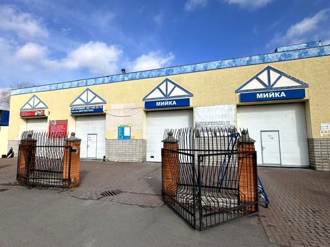 комерційна за адресою Глиняна вул., 40Б