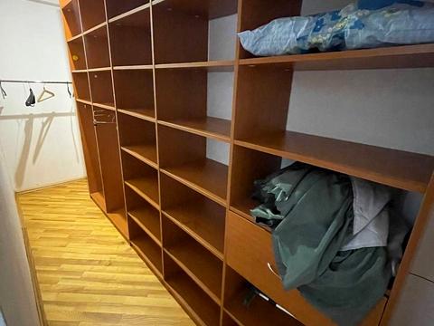 квартира за адресою Анни Ахматової вул., 31