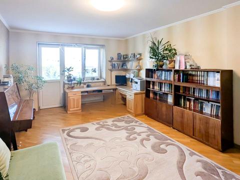 квартира за адресою Жовтнева, 7
