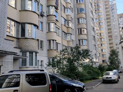квартира за адресою Михайла Котельникова вул., 37