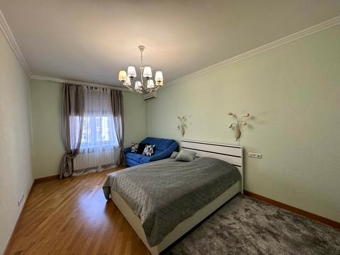 квартира за адресою Кловський узвіз, 14/24