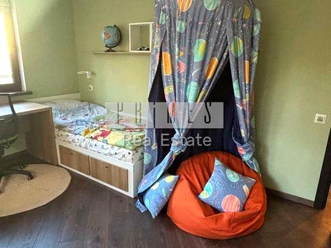 будинок за адресою Вишнева вул.