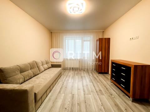 квартира за адресою Зоряна вул., 6