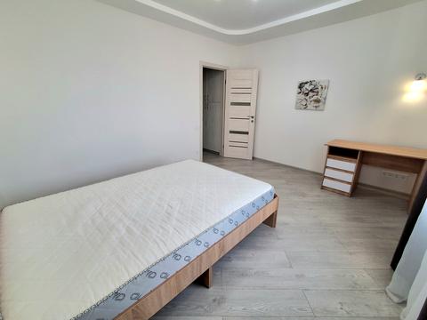 квартира за адресою Зодчих вул., 40