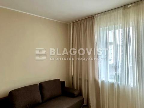 квартира по адресу Ларисы Руденко ул., 6