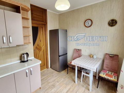 квартира за адресою Квітневий пров., 8