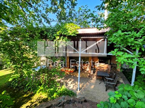 будинок за адресою Медова