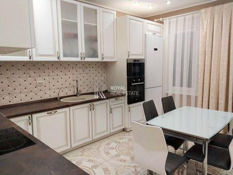 будинок за адресою вул.Трояндова