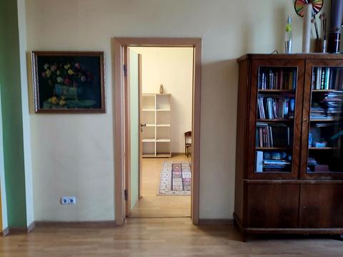 квартира за адресою Дмитра Яворницького просп. (Карла Маркса), 70