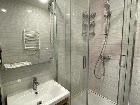 квартира за адресою Високовольтна вул., 14А