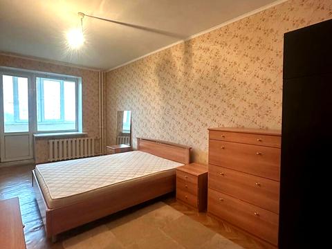 квартира за адресою Анни Ахматової вул., 16-Б