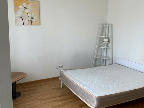 квартира за адресою Урловськая, 11А