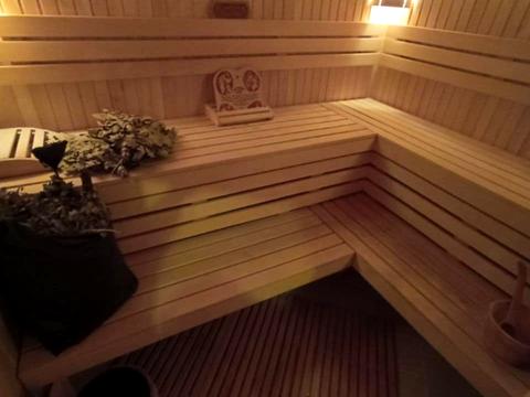 будинок за адресою Драгоманова вул., 76