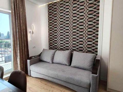 квартира за адресою Краснова вул., 3