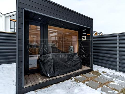 будинок за адресою Свободи