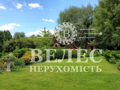 будинок за адресою Київська вул., 1