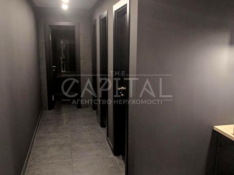 комерційна за адресою Велика Васильківська вул. (Червоноармійська), 55-А