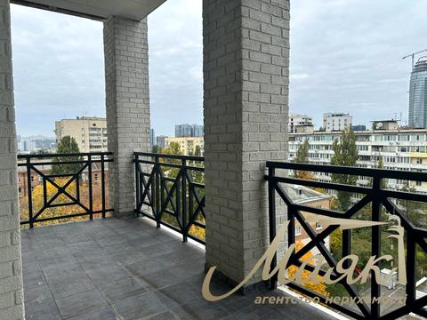 комерційна за адресою Миколи Міхновського бульв. (Дружби Народів), 19