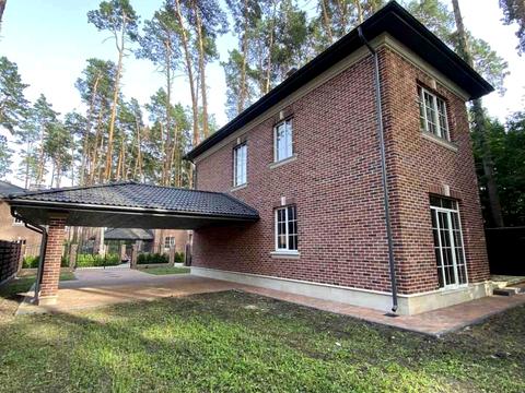 будинок за адресою Отамана Орлика вул.