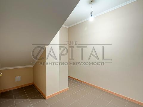 будинок за адресою Молодіжна вул.