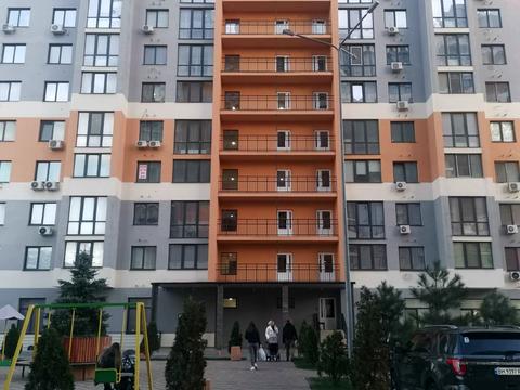 квартира по адресу Небесной Сотни просп. (Маршала Жукова), 111