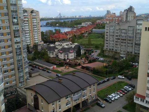 квартира за адресою Володимира Івасюка просп. (Героїв Сталінграду), 16-Б