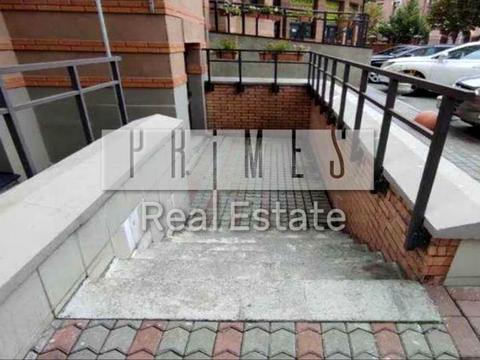 комерційна за адресою Лесі Українки бульв., 23-А