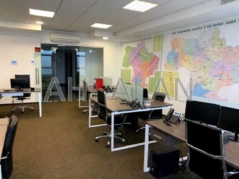 комерційна за адресою Кловський узвіз, 7a