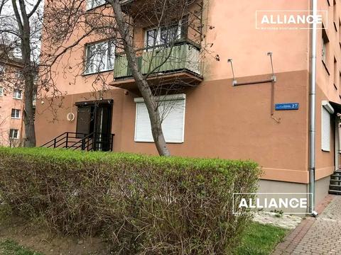 комерційна за адресою Української Перемоги вул. (Академіка Сахарова), 27