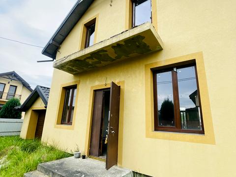 будинок за адресою Івасюка
