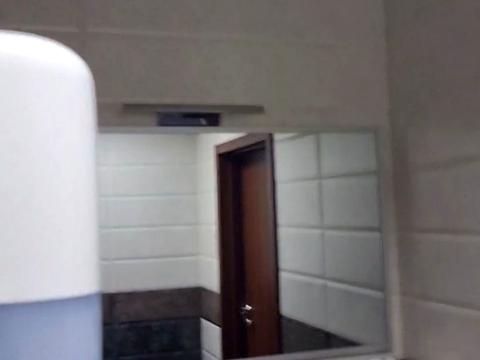 комерційна за адресою Незалежності вул., 18Б