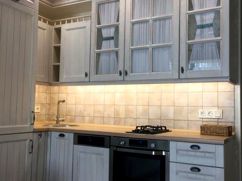 квартира за адресою Левка Лук'яненка вул. (Василя Жуковського), 20