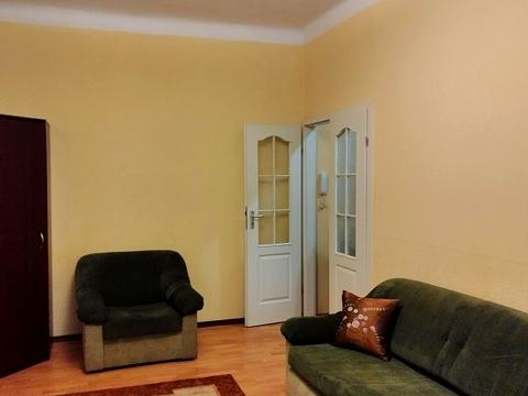 квартира за адресою Івана Світличного вул. (Петровського), 8