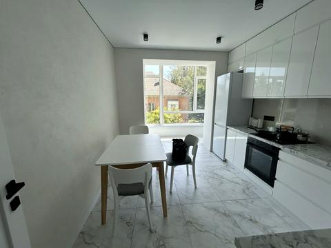 квартира по адресу Августина Волошина, 2А