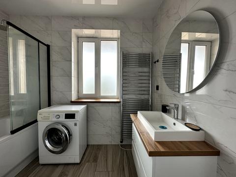 будинок за адресою Юності