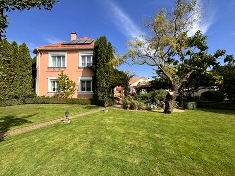 будинок за адресою Польова