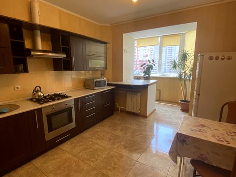 квартира за адресою Княжий Затон вул., 4