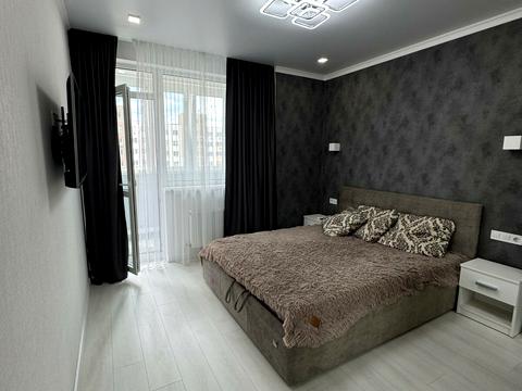 квартира за адресою Академіка Сахарова вул., 9