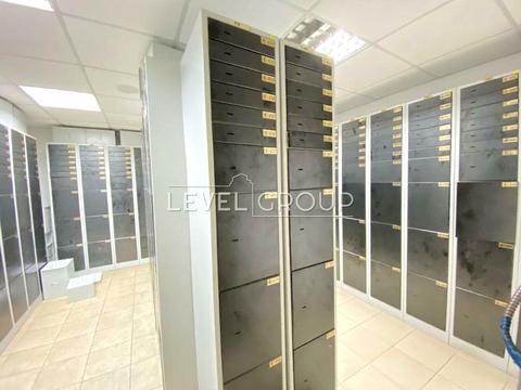 комерційна за адресою Бастіонна вул., 1