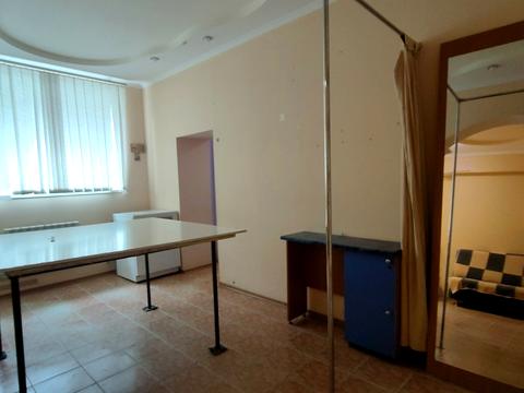 комерційна за адресою Шишкарівська вул., 2