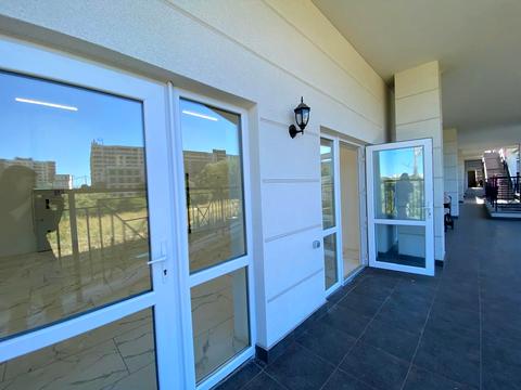 комерційна за адресою Михайла Максимовича вул. (Онуфрія Трутенка), 24-В