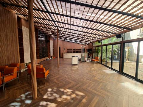 коммерческая по адресу Большая Васильковская ул. (Красноармейская), 23