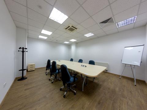 комерційна за адресою Польова вул., 24д