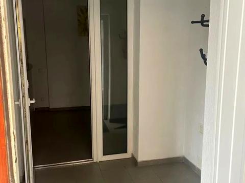 коммерческая по адресу Староказацкая ул. (Комсомольская), 38