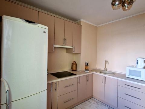 квартира за адресою Ревуцького вул., 54