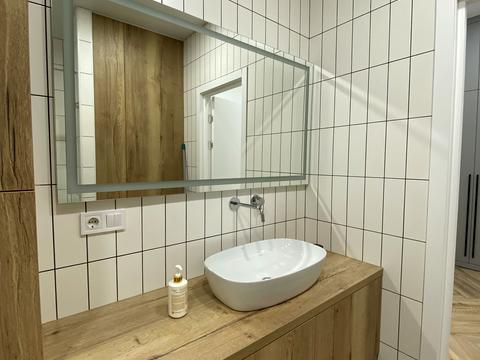 квартира за адресою Дмитра Яворницького просп. (Карла Маркса), 72