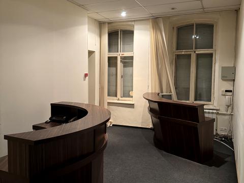 комерційна за адресою Євгена Чикаленка вул. (Пушкінська), 32-Б