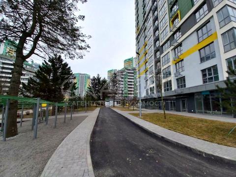 комерційна за адресою Вишгородська вул., 45