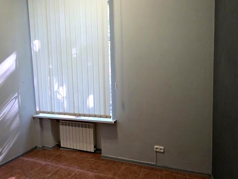 коммерческая по адресу Кловский спуск, 4