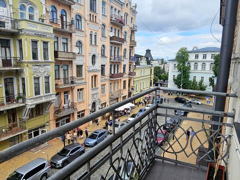 квартира по адресу Андреевский спуск, 3